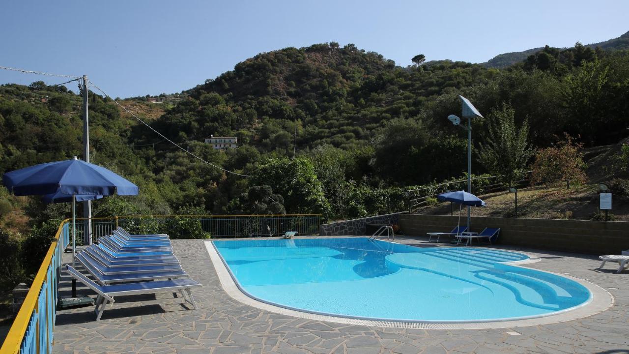 Turismo Rurale Il Sole Villa Sant'Angelo di Brolo Exterior photo